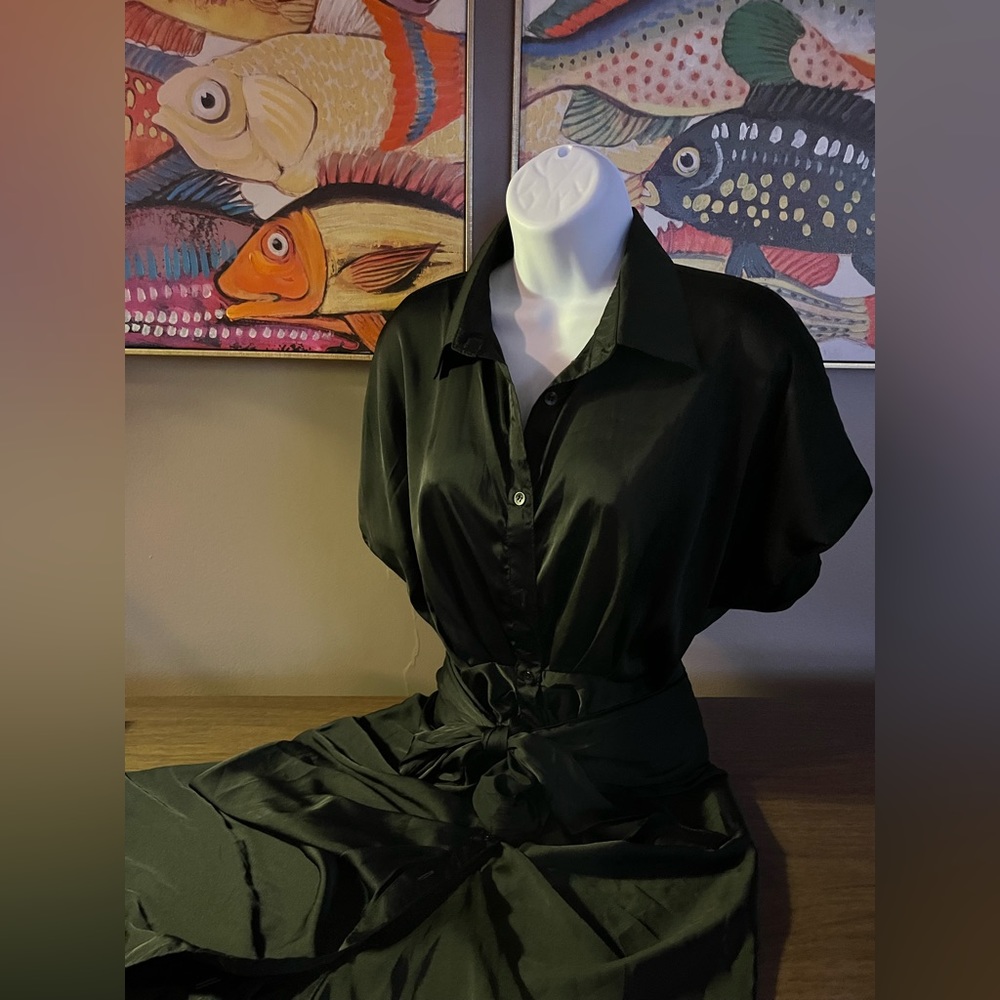 L.N.C Ruched Mini Dress - Picture 2 of 3